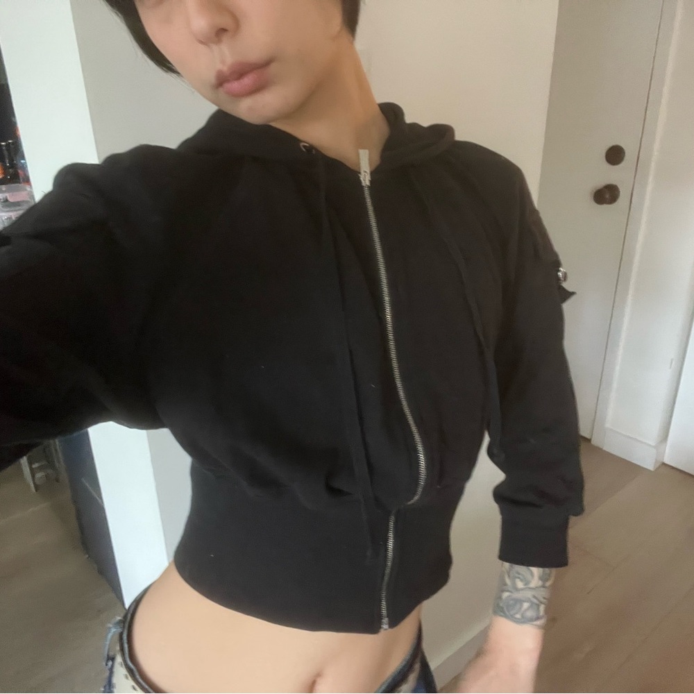 bebe Black Cropped Zip-Up Hoodie